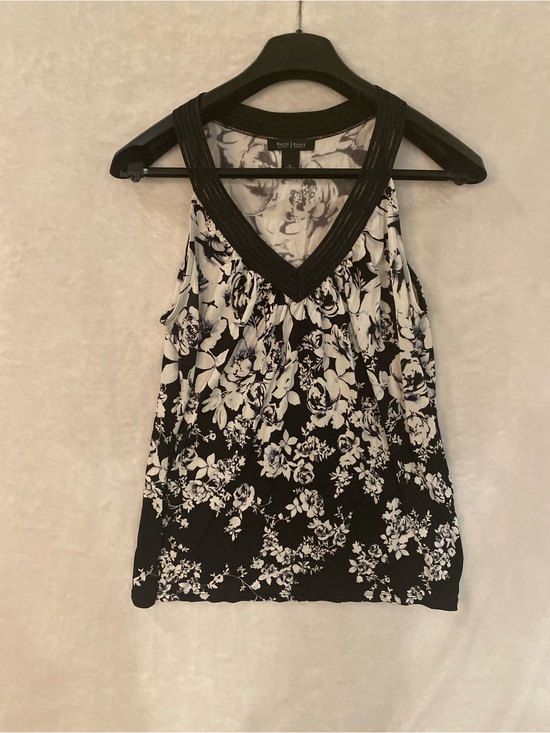 White House Black Market Tops - White & Black Floral V-Neck Tank Top
